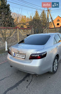 Седан Toyota Camry 2008 в Львові