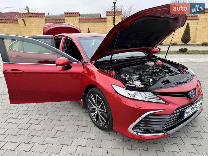Седан Toyota Camry 2022 в Измаиле