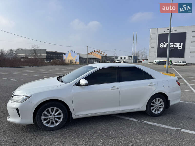 Седан Toyota Camry 2015 в Черновцах фото 6 Седан Toyota Camry 2015 в Черновцах