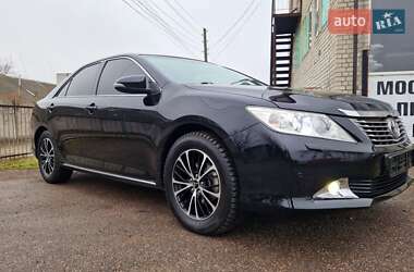 Седан Toyota Camry 2014 в Смеле