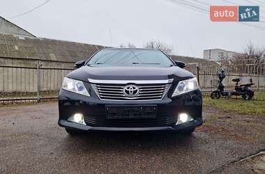 Седан Toyota Camry 2014 в Смеле