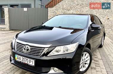 Седан Toyota Camry 2013 в Белой Церкви