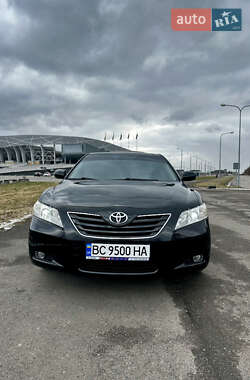 Седан Toyota Camry 2008 в Львове