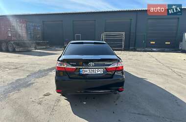 Седан Toyota Camry 2014 в Одессе