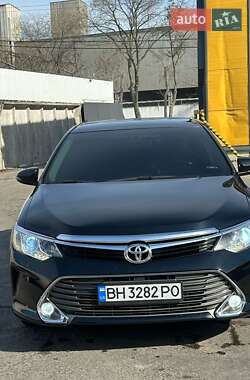 Седан Toyota Camry 2014 в Одессе