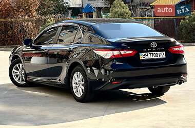 Седан Toyota Camry 2018 в 