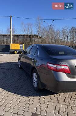 Седан Toyota Camry 2009 в Червонограді