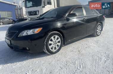 Седан Toyota Camry 2006 в Києві