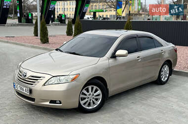 Седан Toyota Camry 2006 в 