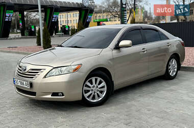 Седан Toyota Camry 2006 в 