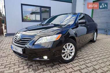 Седан Toyota Camry 2008 в Теофиполе