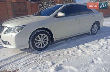 Седан Toyota Camry 2014 в Харькове