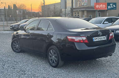 Седан Toyota Camry 2008 в Бердичеве