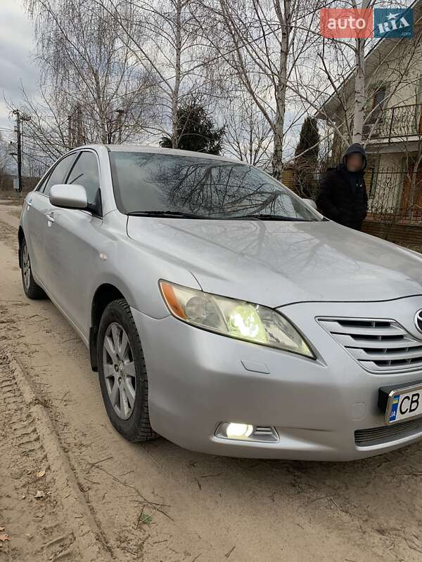 Седан Toyota Camry 2008 в Бучі