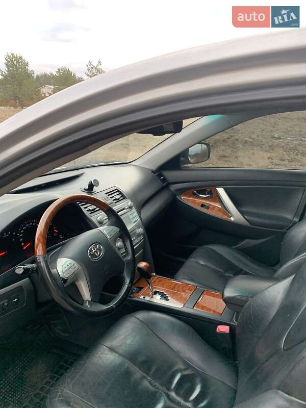 Седан Toyota Camry 2008 в Бучі