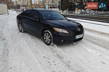 Седан Toyota Camry 2007 в Києві