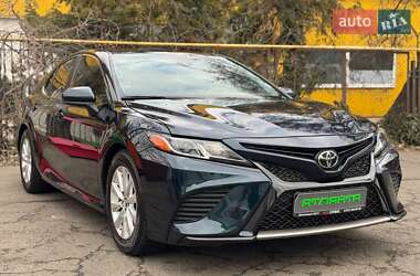 Седан Toyota Camry 2017 в Одессе