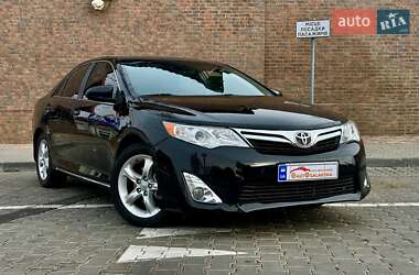 Седан Toyota Camry 2012 в Одессе