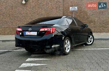 Седан Toyota Camry 2012 в Одессе