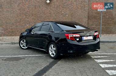 Седан Toyota Camry 2012 в Одессе