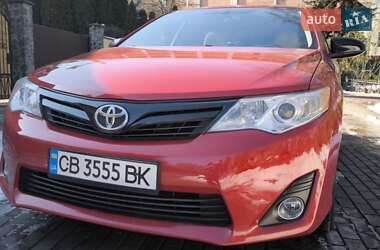 Седан Toyota Camry 2014 в Києві