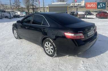 Седан Toyota Camry 2006 в Києві