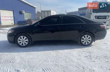 Седан Toyota Camry 2006 в Києві