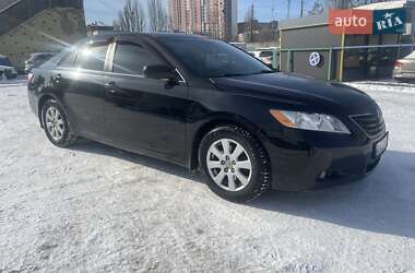 Седан Toyota Camry 2006 в Києві