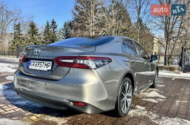 Седан Toyota Camry 2022 в Києві