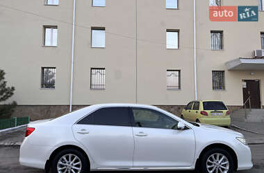 Седан Toyota Camry 2012 в 