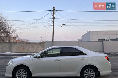 Седан Toyota Camry 2012 в 