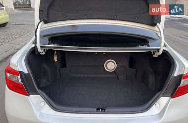 Седан Toyota Camry 2012 в 