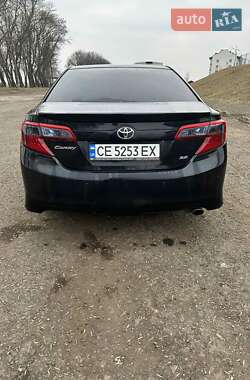 Седан Toyota Camry 2013 в 