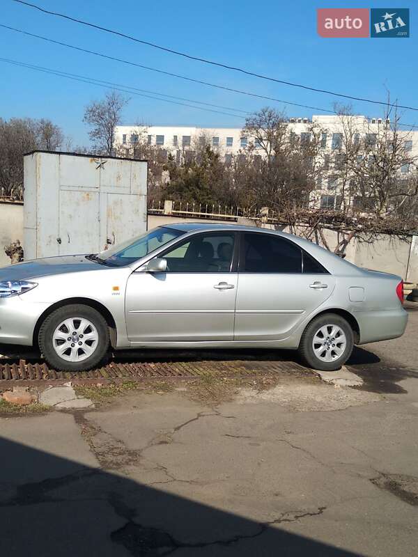 Седан Toyota Camry 2004 в Одесі
