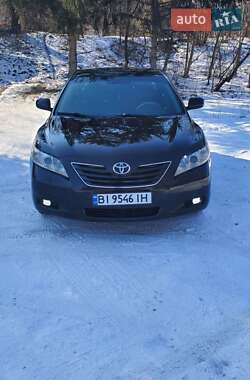 Седан Toyota Camry 2006 в Светловодске