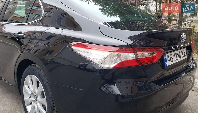 Седан Toyota Camry 2019 в 