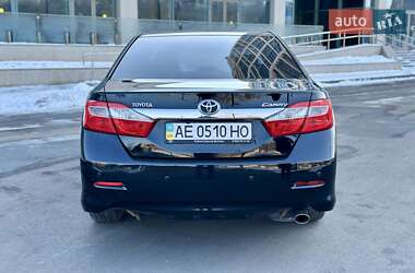 Седан Toyota Camry 2011 в Дніпрі