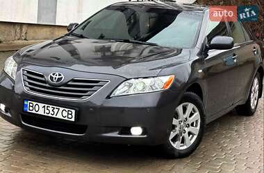 Седан Toyota Camry 2007 в Чорткові