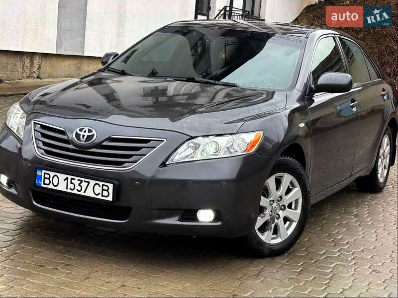 Седан Toyota Camry 2007 в Чорткове