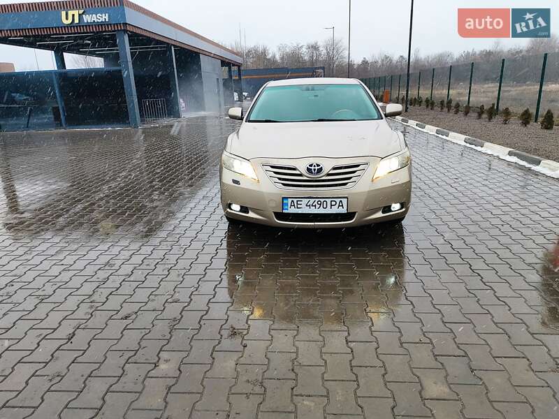Седан Toyota Camry 2008 в Желтых Водах
