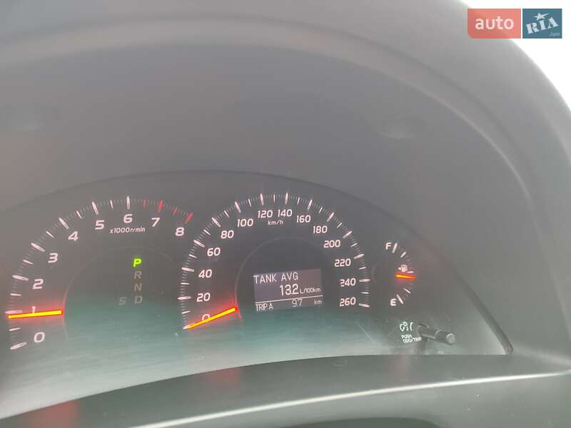 Седан Toyota Camry 2008 в Желтых Водах