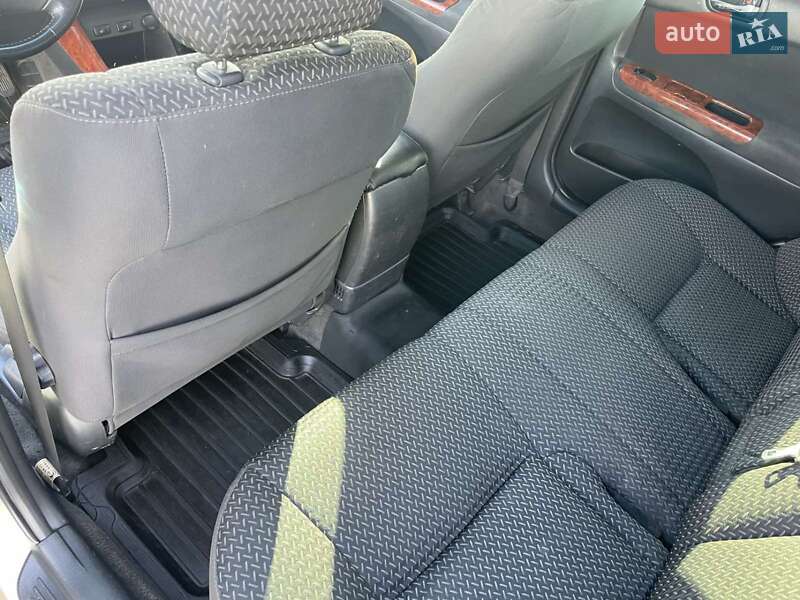 Седан Toyota Camry 2002 в Запорожье