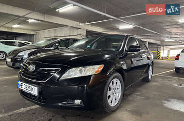 Седан Toyota Camry 2008 в Днепре