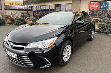 Седан Toyota Camry 2014 в Шепетовке