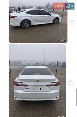 Седан Toyota Camry 2024 в Полтаве