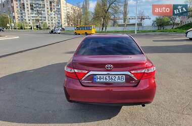 Седан Toyota Camry 2015 в Измаиле