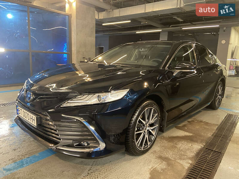 Toyota Camry 2023