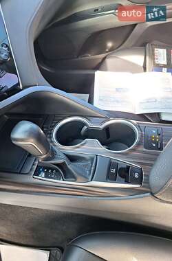 Седан Toyota Camry 2018 в 