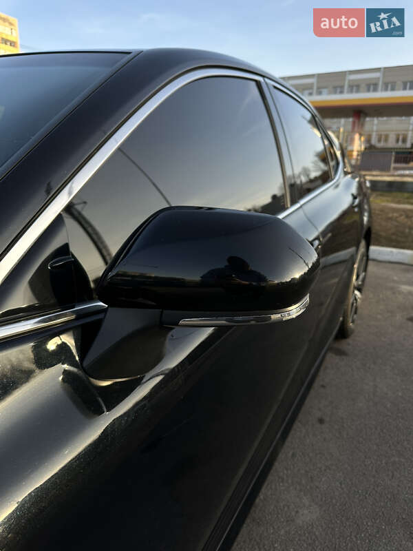 Седан Toyota Camry 2017 в Харькове