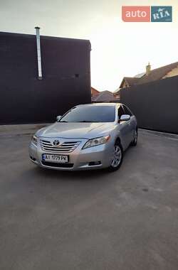 Седан Toyota Camry 2007 в Києві